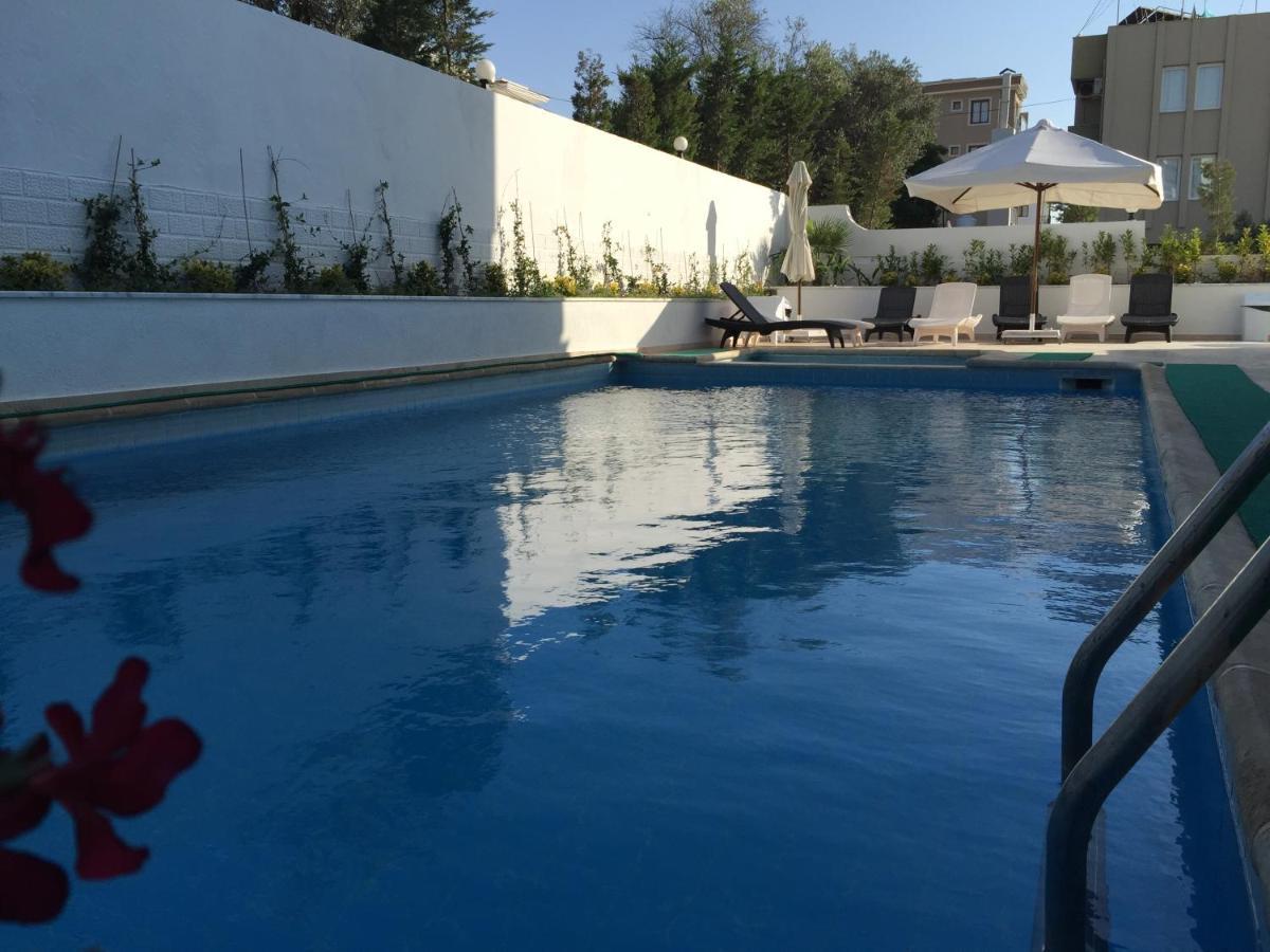 Cicek Apart Hotel Çeşme Zewnętrze zdjęcie