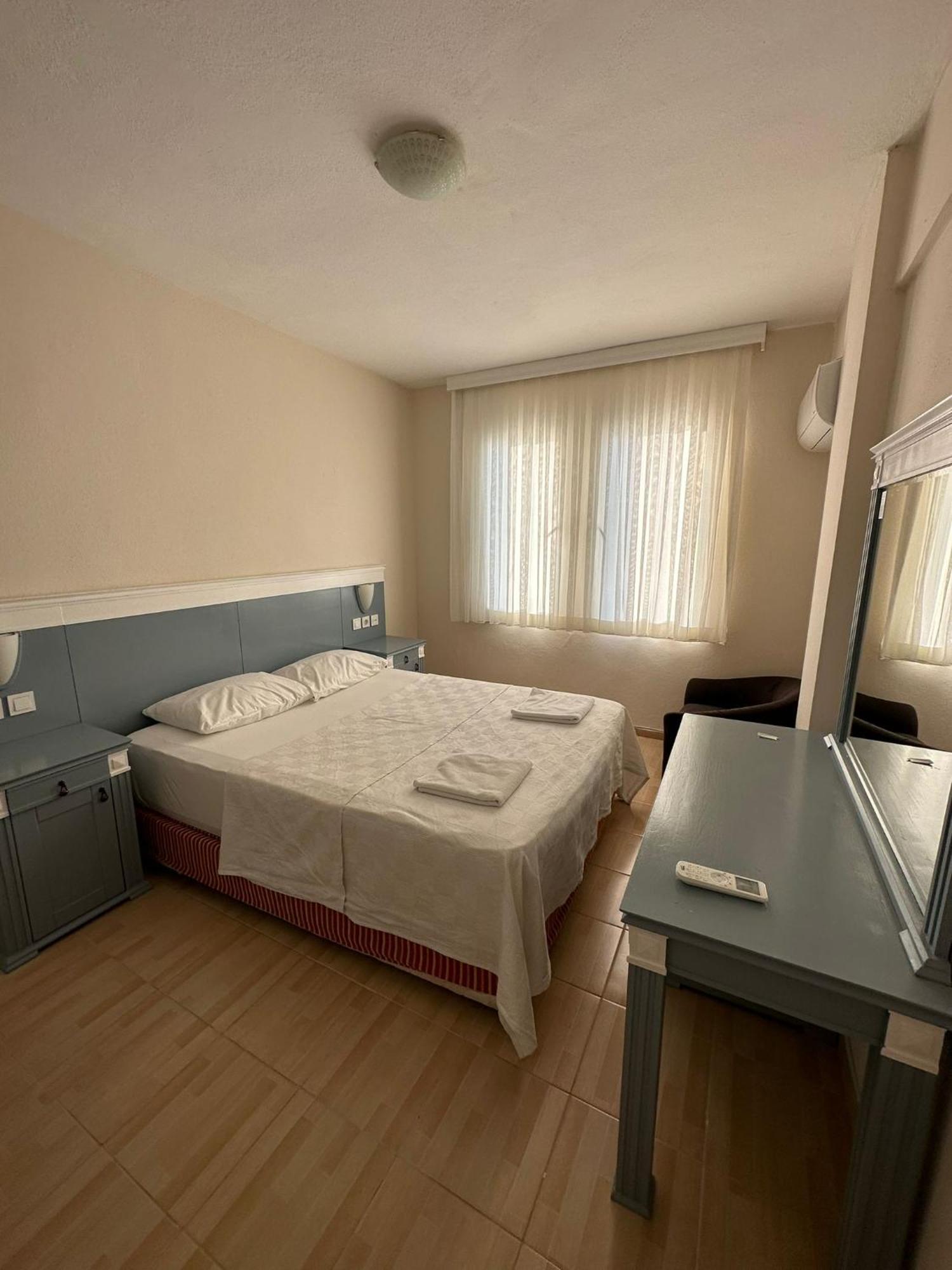 Cicek Apart Hotel Çeşme Zewnętrze zdjęcie